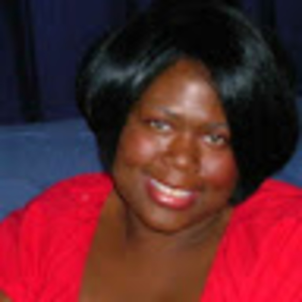 Meet your Posher, Latasha